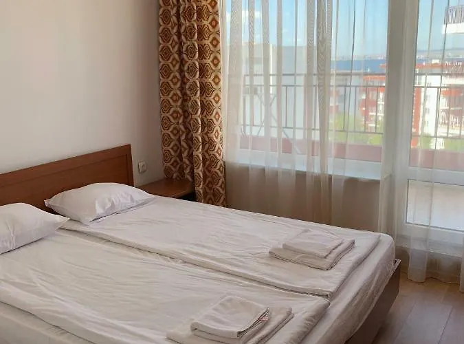 公寓 Marina View By Kalina Resort, 圣弗拉斯